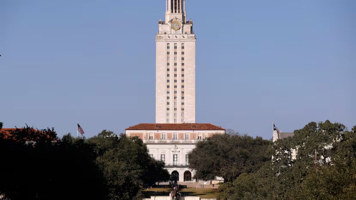 Michael and Susan Dell gift UT $750 million to fund ‘AI-native' medical center