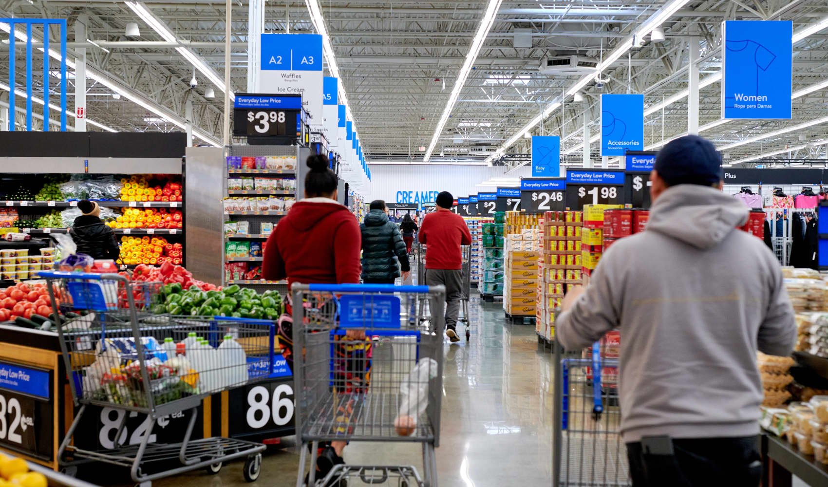 Affluent consumers are creating a 'bubble' at Walmart, warns retailer's former U.S. CEO Bill Simon – NBC 5 Dallas-Fort Worth - Vimarsana News