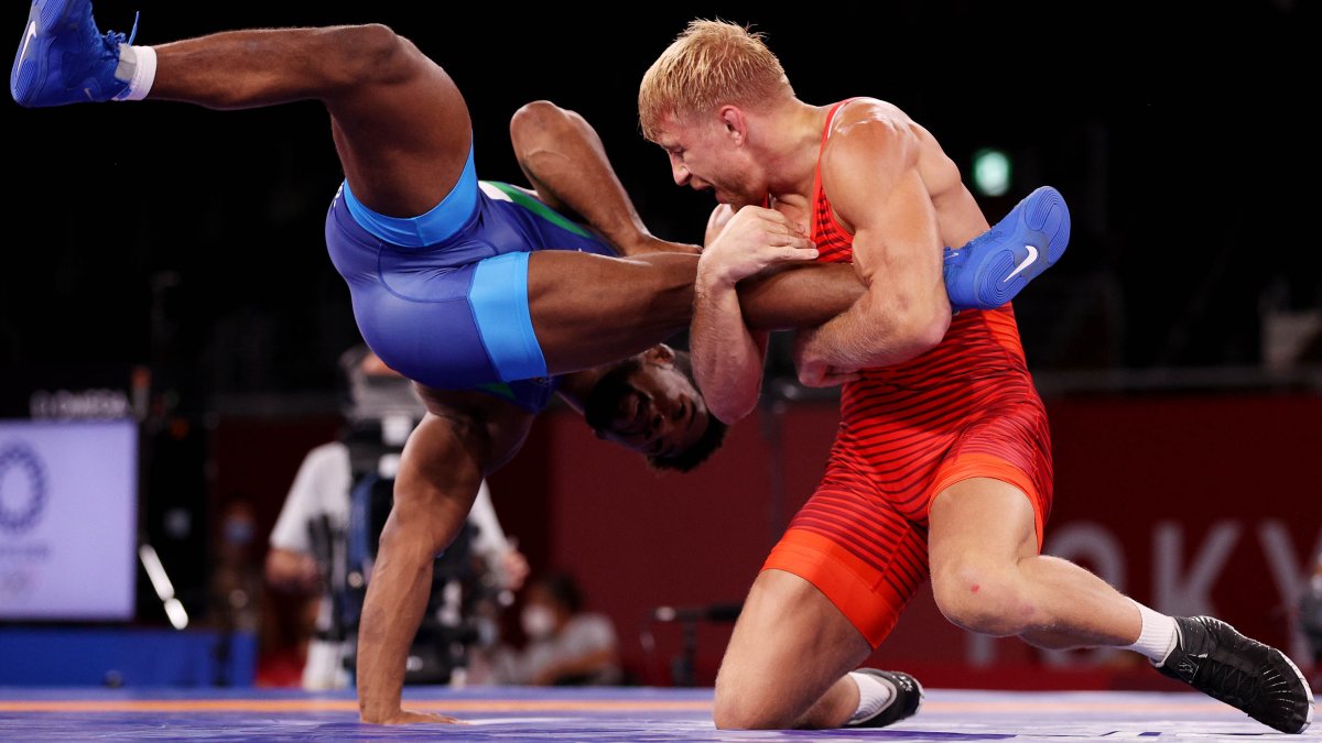 Wrestling at the 2024 Olympics in Paris: Rules, schedule, format