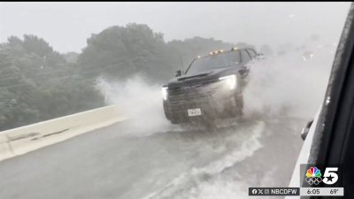 Drivers hit with flash-flooding, fast-rising water on U.S. 75 Central Expressway in Dallas