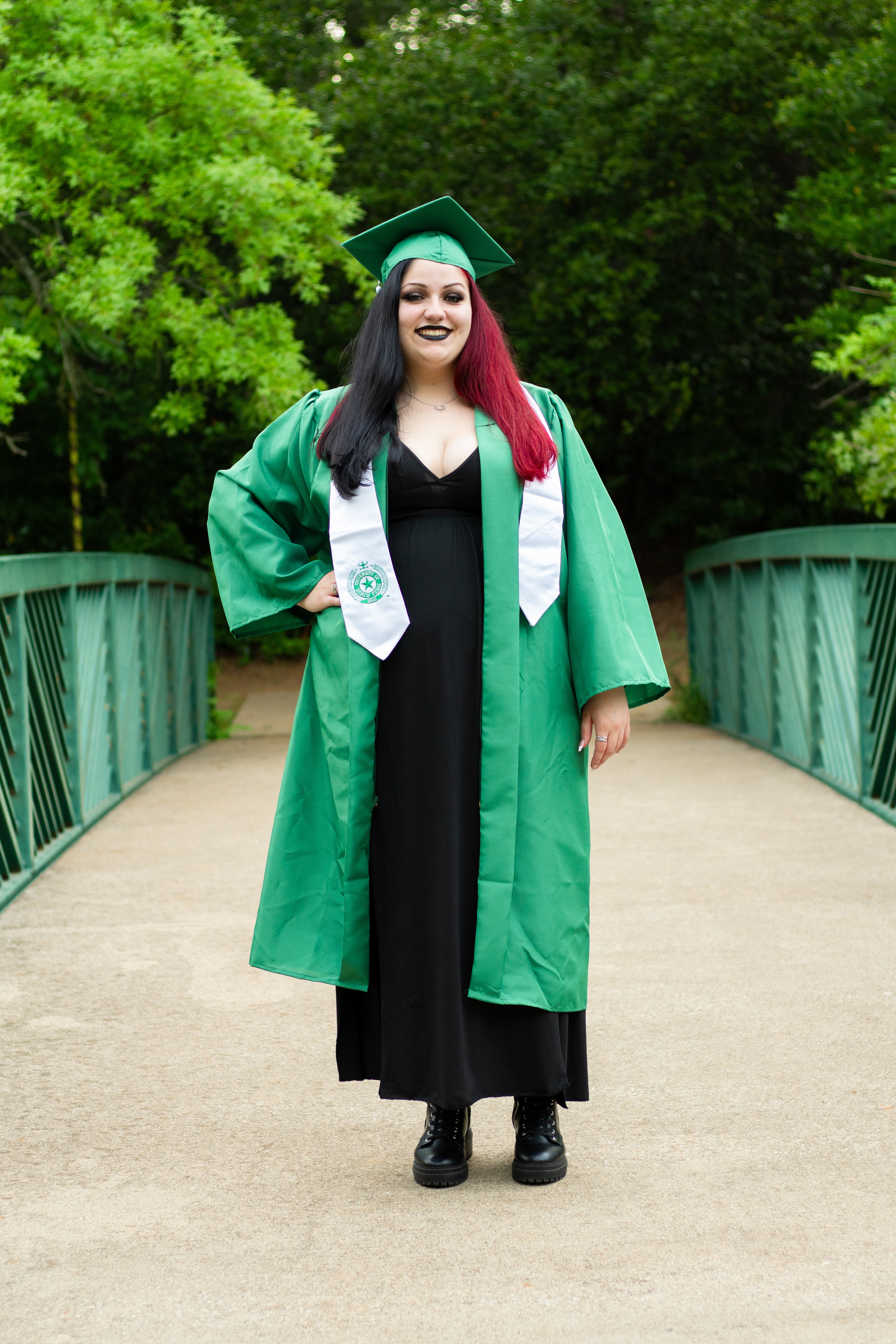 I have 2 graduates this year to be proud of!!   Baylie Gage is graduating from UNT with a Bachelor’s in Fine Arts and will a Elementary School Art Teacher