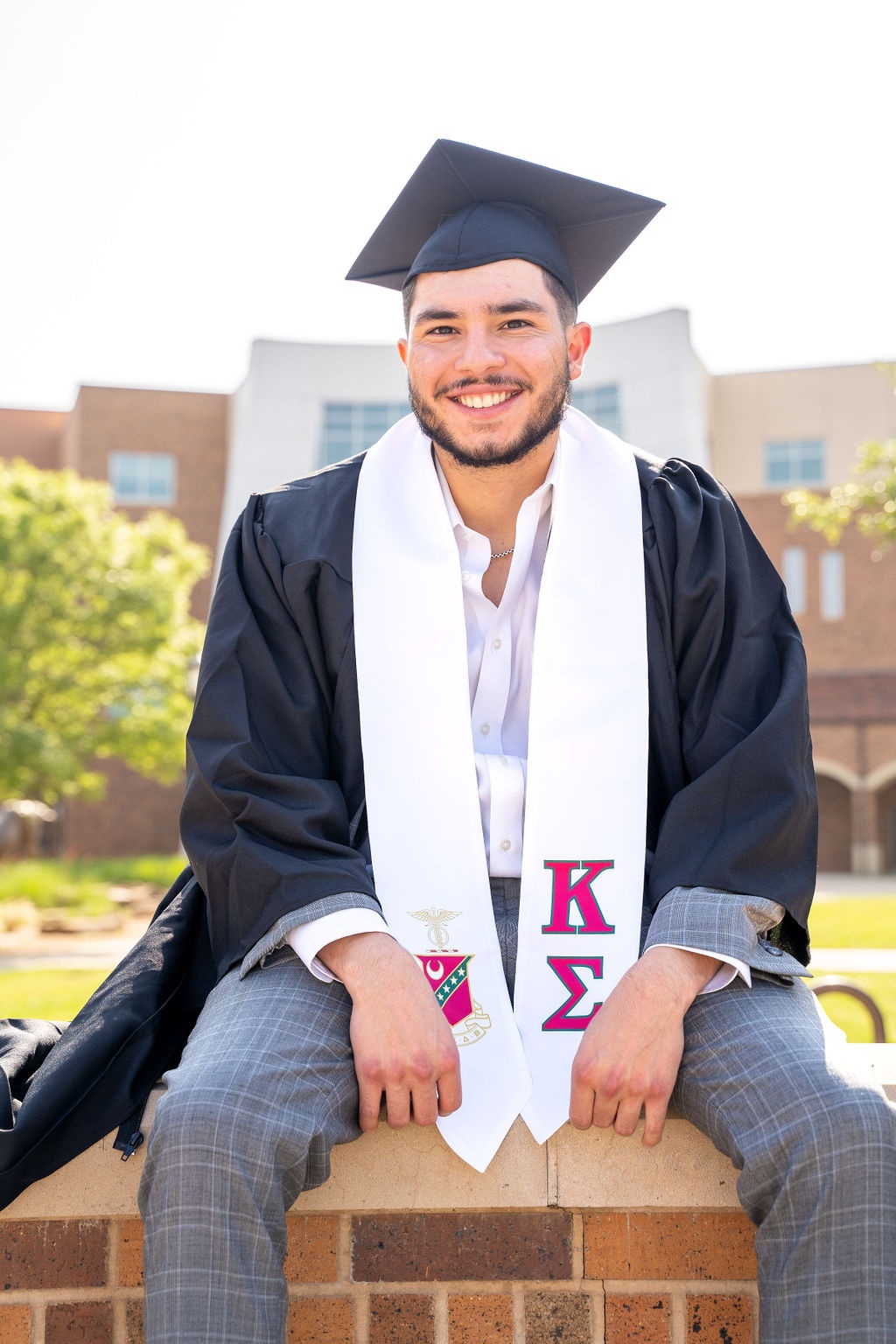 Robert Ibarra from Plano graduated with a Bachelor’s degree in finance from<br />
Midwestern State University. He plans to go into technology sales. Mom is<br />
so proud of her mijo ❤️
Thanks!<br />
Sandi Ibarra