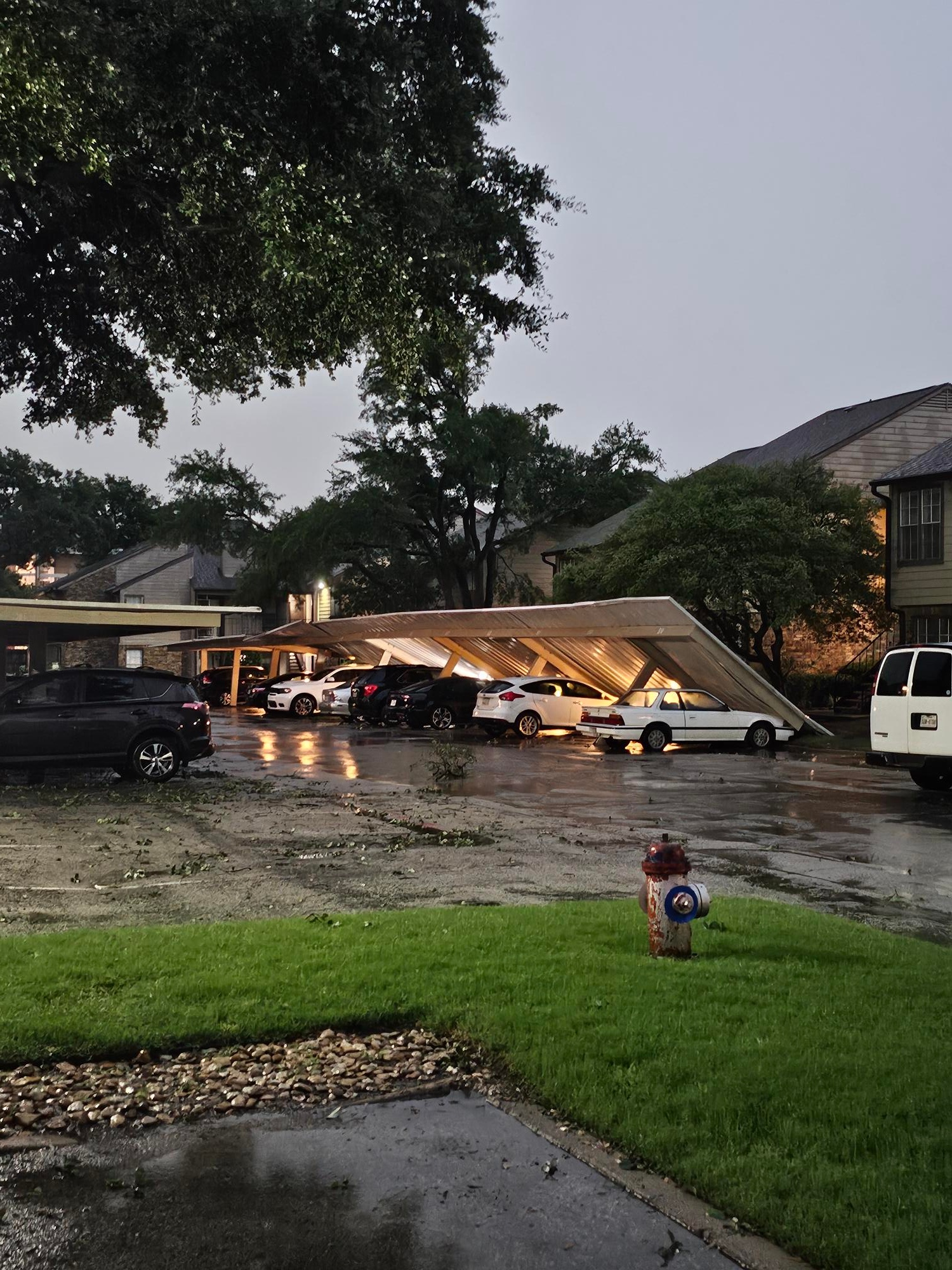 Storm pics from 5300 Keller Springs Dallas 75254
Sent via the Samsung Galaxy S23 Ultra 5G, an AT&T 5G smartphone<br />
Get Outlook for Android