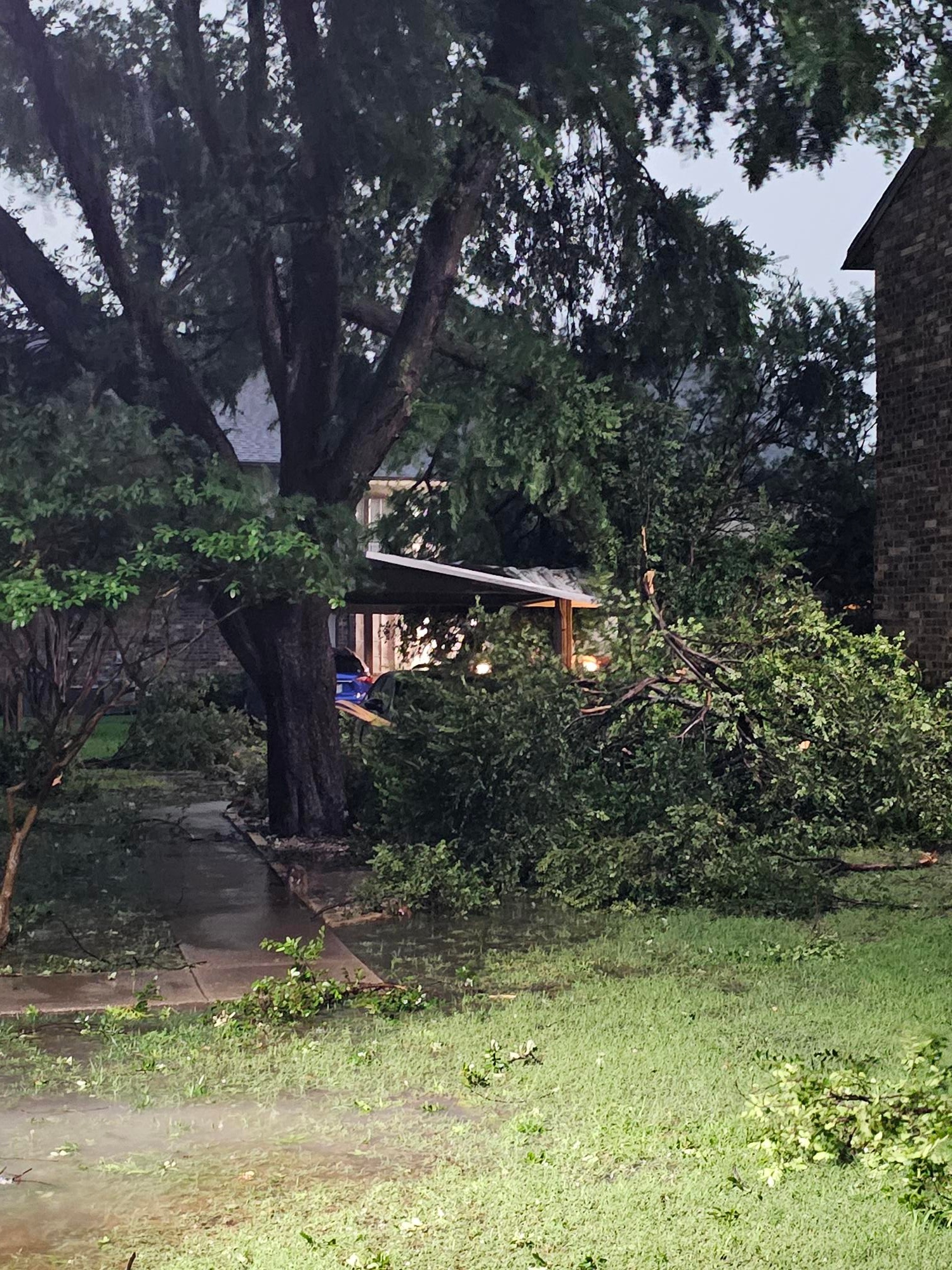 Storm pics from 5300 Keller Springs Dallas 75254
Sent via the Samsung Galaxy S23 Ultra 5G, an AT&T 5G smartphone<br />
Get Outlook for Android