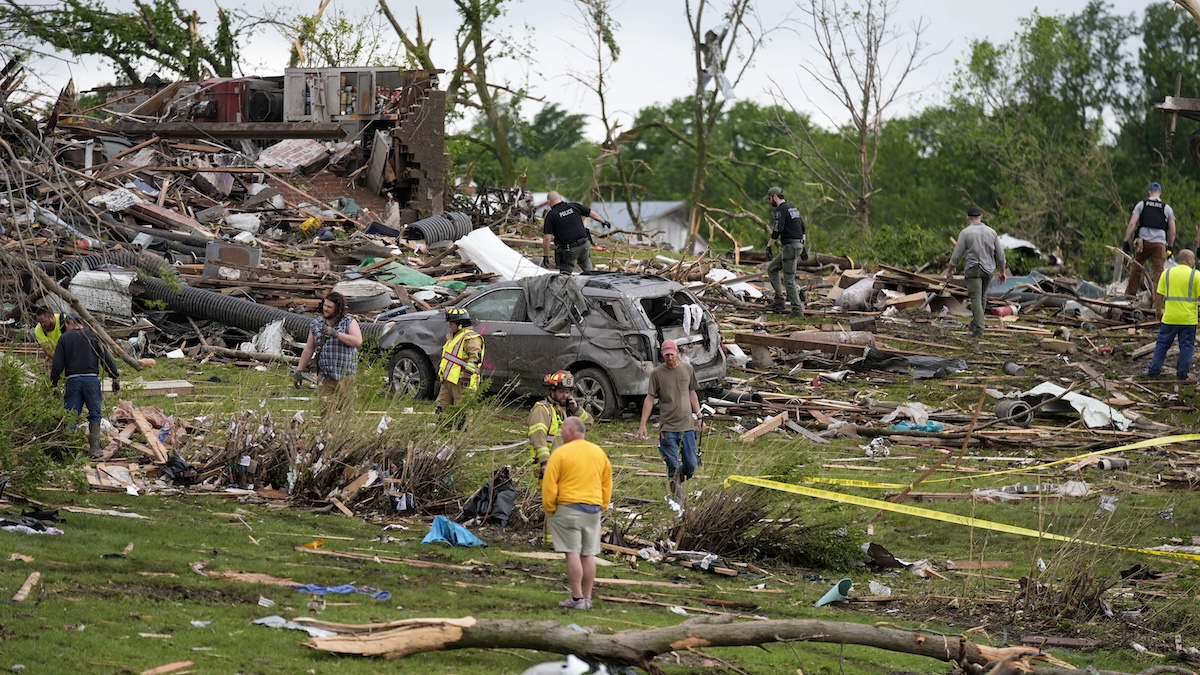 Deaths reported after tornado touches ground near Greenfield, Iowa ...