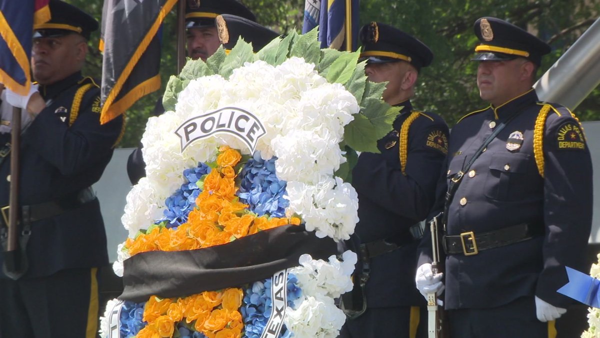 Memorial service honors Dallas officers killed in the line of duty