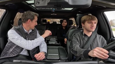 See: Bosch engineers show off their wrong-way driver detection and alert system