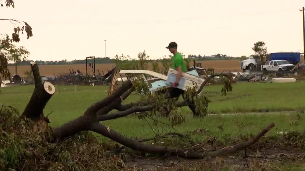 North Texas community dealing with rain after tornado damage – NBC 5 ...