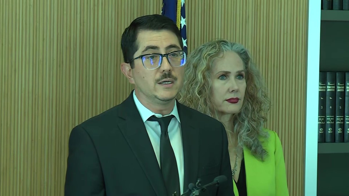 Texas prosecutor asks appeals court to reverse governor’s pardon of man ...