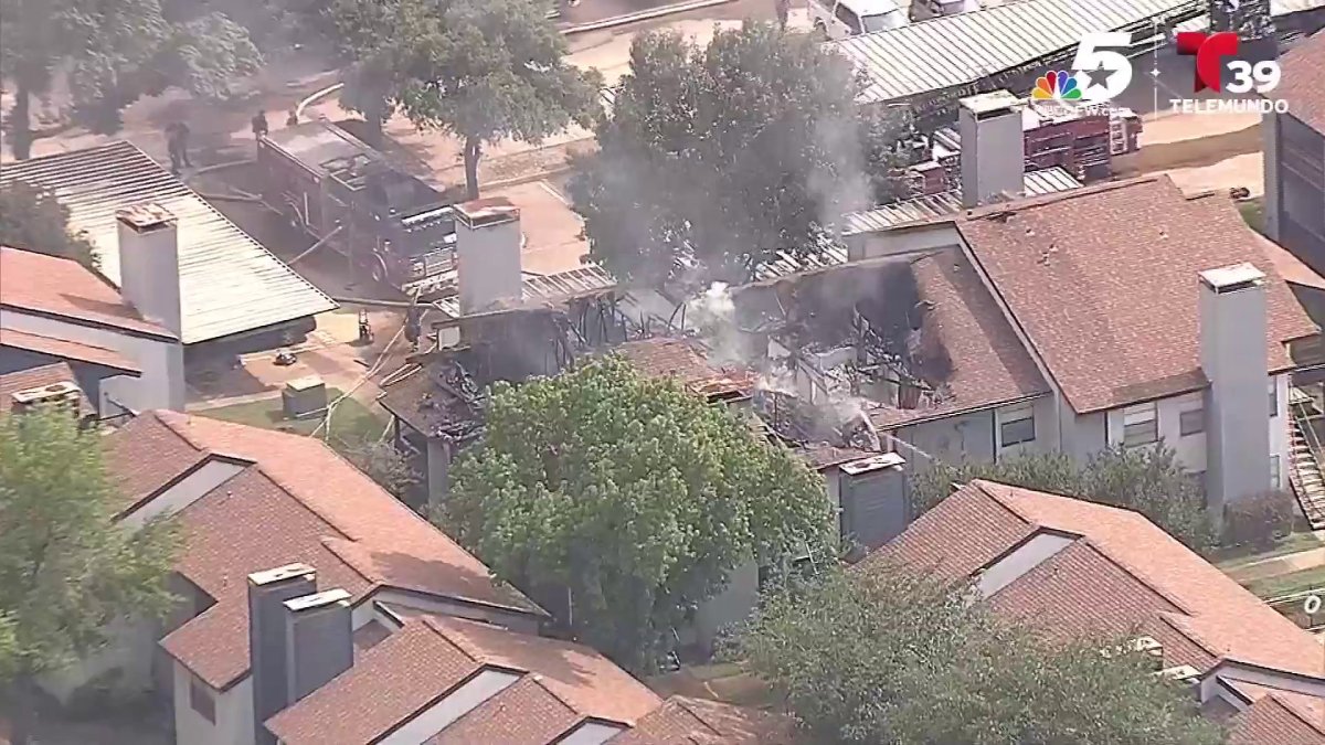 Crews battle large apartment fire in Bedford – NBC 5 Dallas-Fort Worth