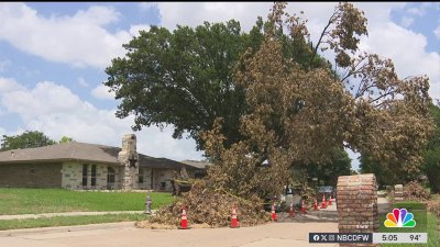 North Texas cities continue to clear storm debris
