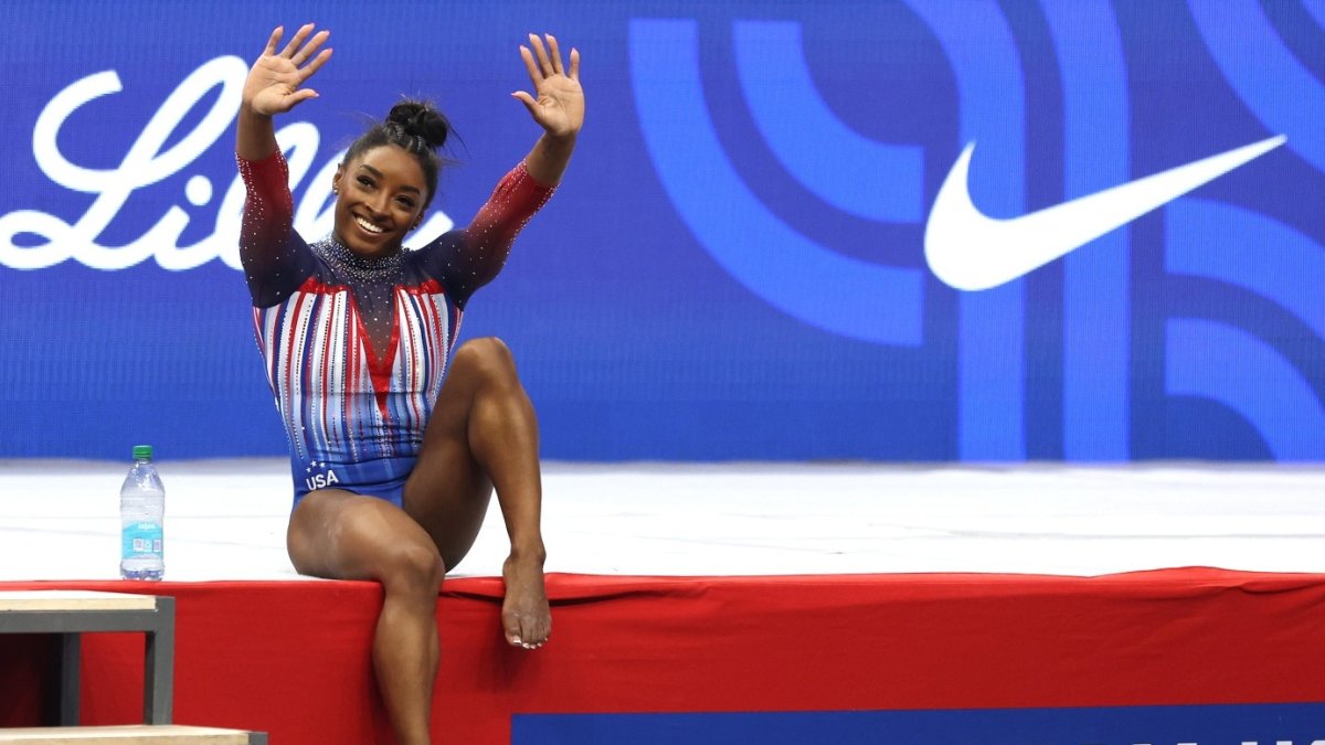 Biles nails floor routine, wins US Trials NBC 5 DallasFort Worth