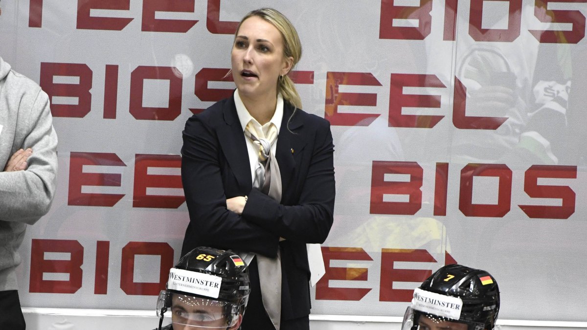 Kraken hire first woman NHL assistant coach NBC 5 DallasFort Worth