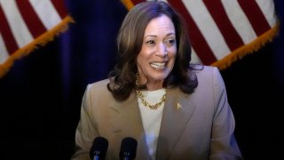 US-VOTE-POLITICS-HARRIS-CAMPAIGN