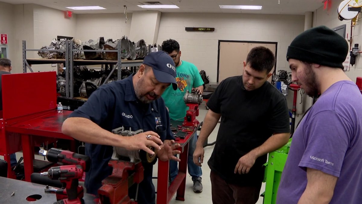 New Fort Worth group hopes to connect students to high-paying jobs in the automotive industry