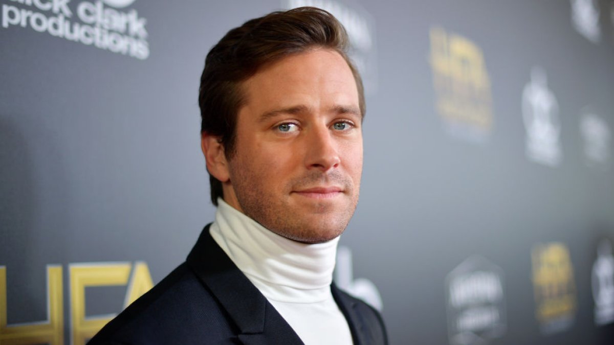 Armie Hammer sells his truck because he ‘can’t afford the gas’ – NBC 5 Dallas-Fort Worth