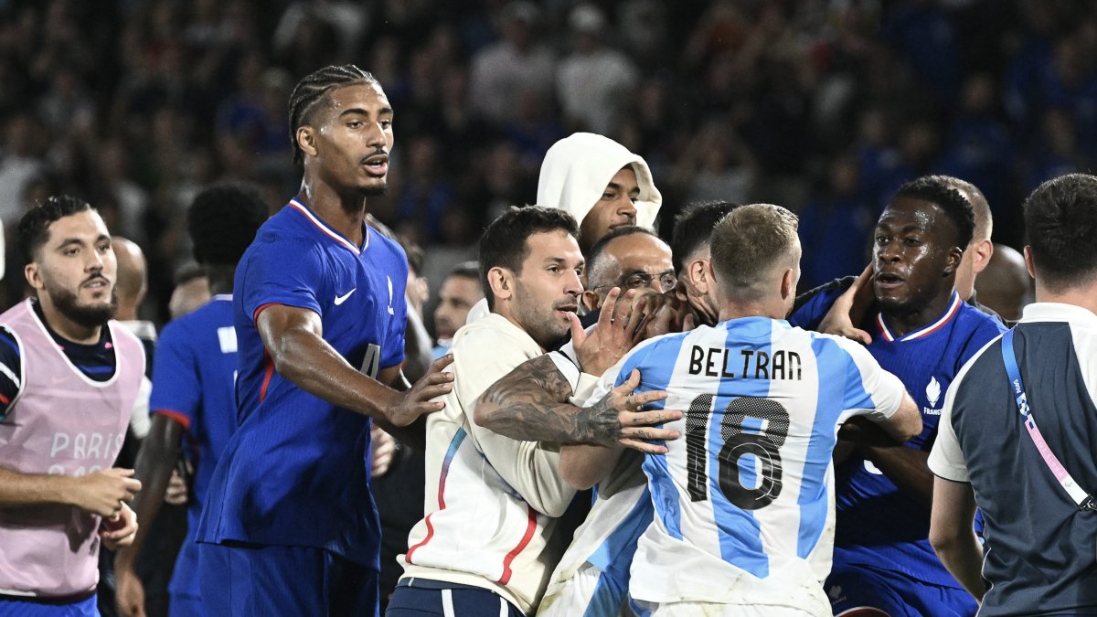 Fight erupts after France eliminates Argentina in 2024 Olympics NBC 5