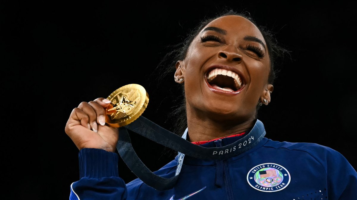 Simone Biles details future family plans with husband Jonathan Owens