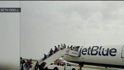 San Diego-bound JetBlue flight makes emergency landing at Kansas airport