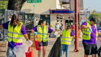 Volunteers clean up bus stops in Fort Worth