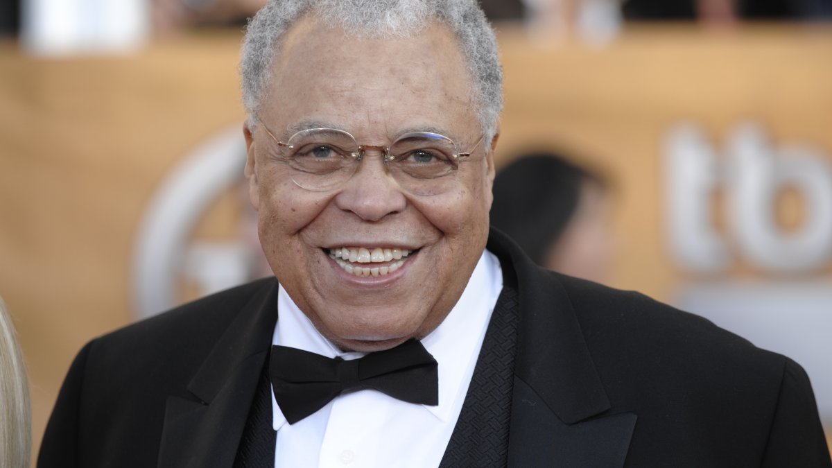 James Earl Jones, acclaimed actor and voice of Darth Vader, dies at 93 ...