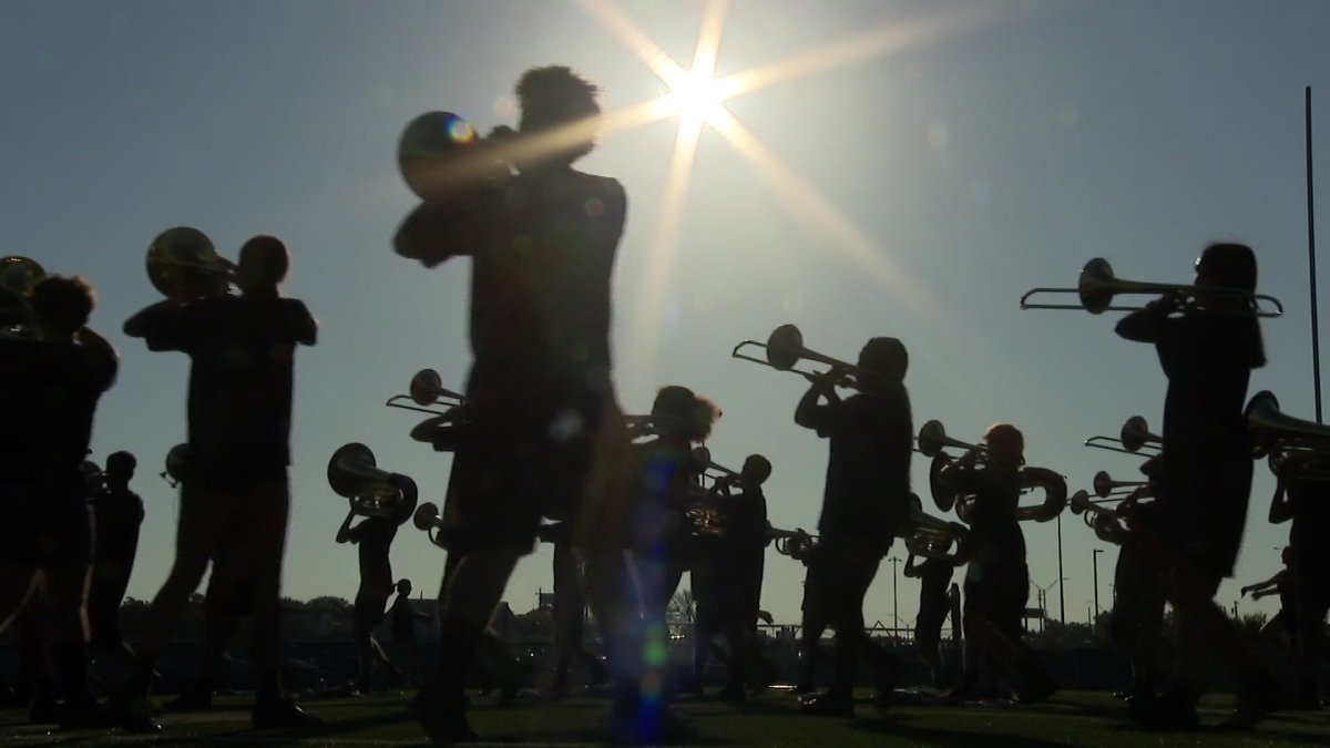 North Texas HS marching band prepares for Macy’s Thanksgiving Parade ...