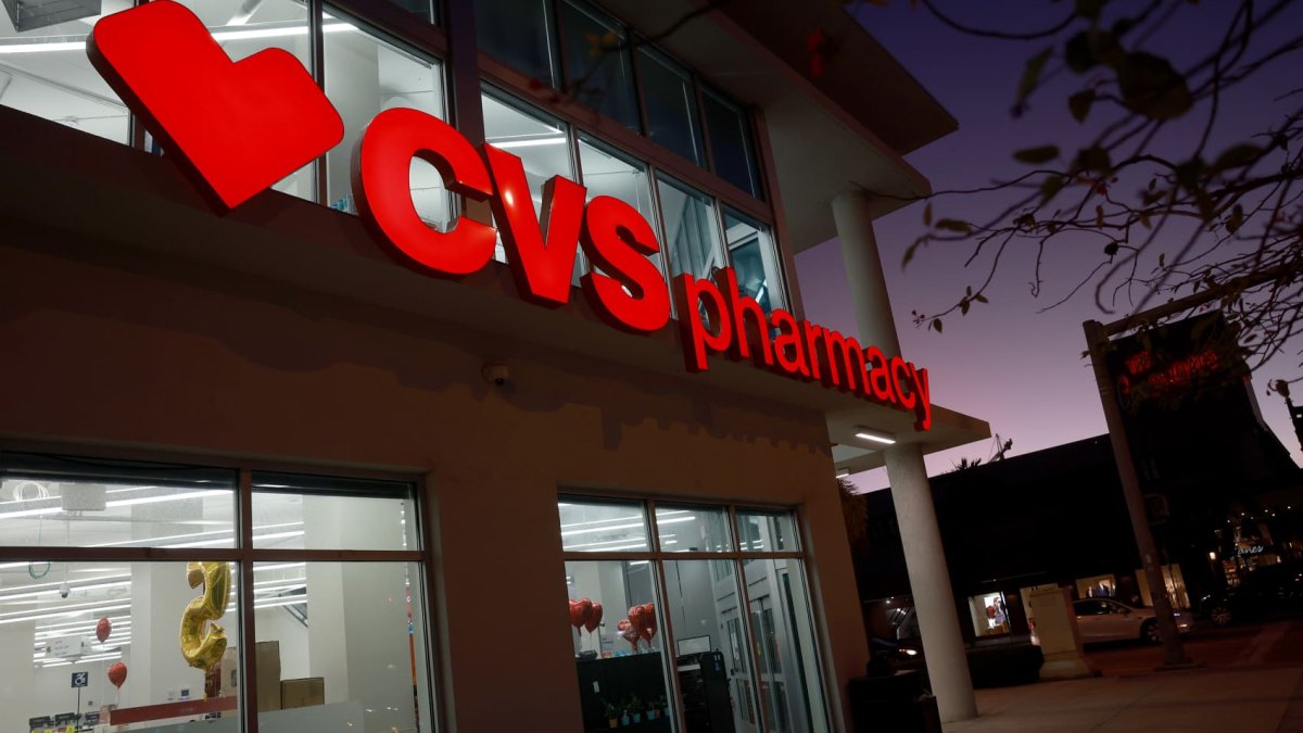 CVS is considering a breakup. Here’s why that could be risky – NBC 5 ...