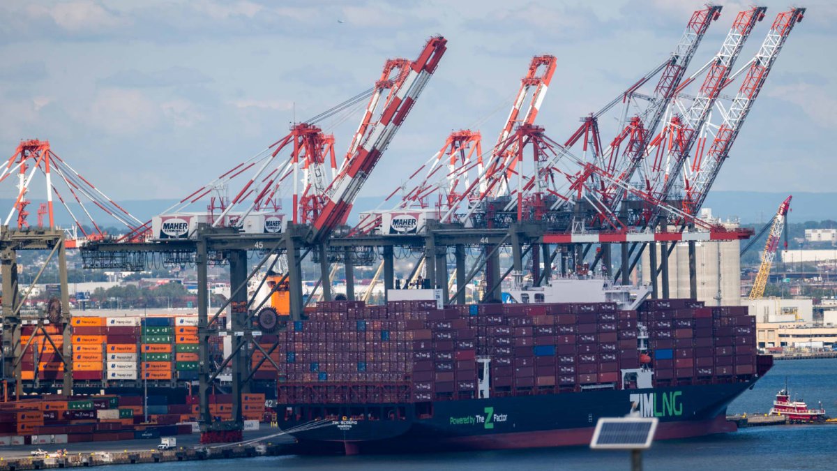 East and Gulf Coast ports strike, with ILA longshoremen walking off job
