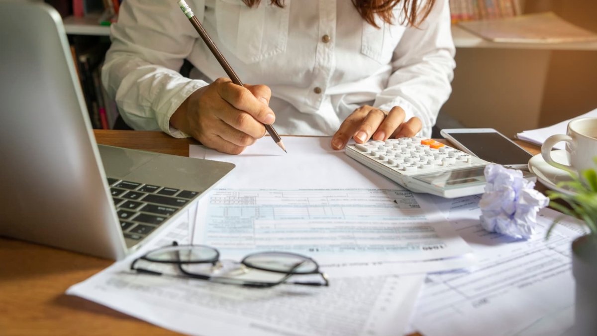 IRS announces new federal tax brackets for 2025 NBC 5 Dallas