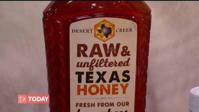 Texas honey straight from the hive