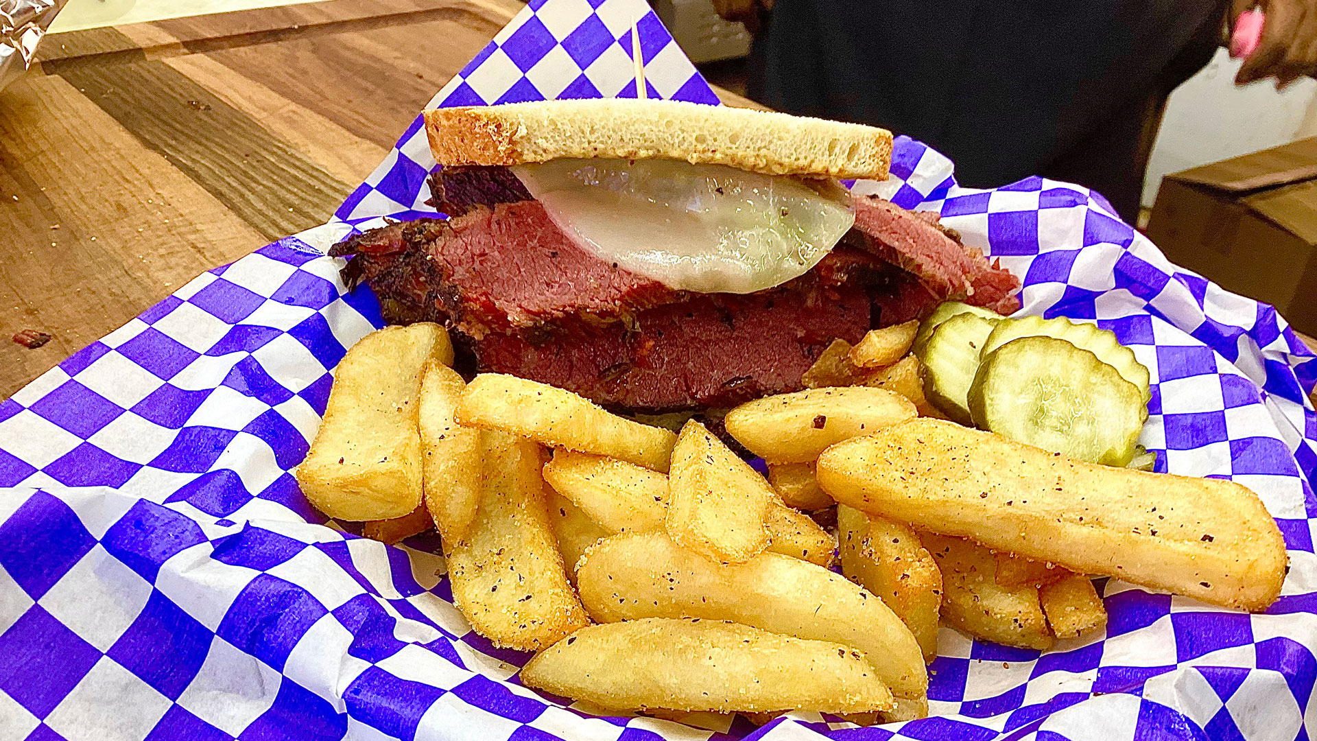 Foodie 411: Le PasSage, Rose Cafe and State Fair pastrami – NBC 5 ...