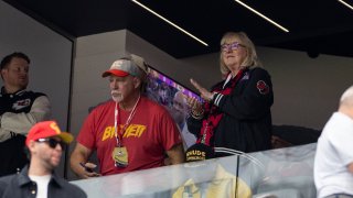 Donna Kelce, Ed Kelce