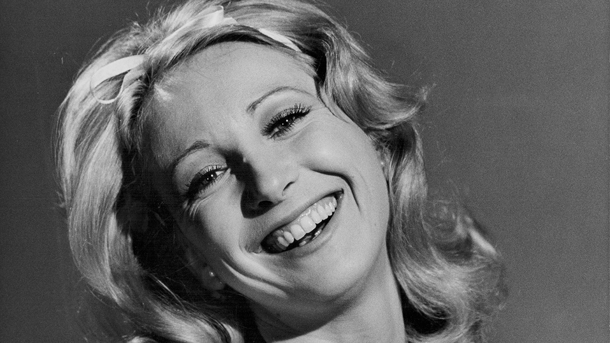 Teri Garr Dies At 79 – NBC 5 Dallas-Fort Worth