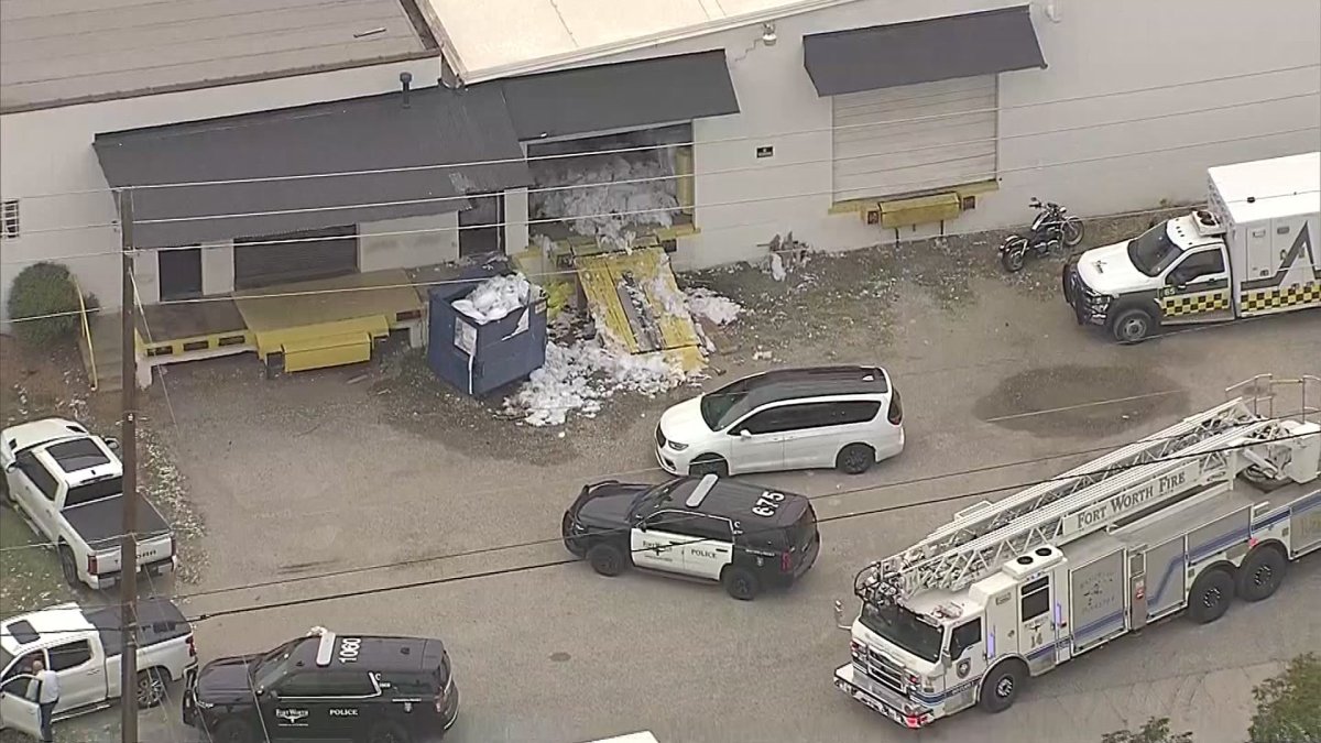 Man killed after getting stuck in a machine in Fort Worth – NBC 5 ...