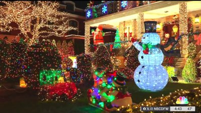 Smart plugs can help to manage your holiday lights and save energy