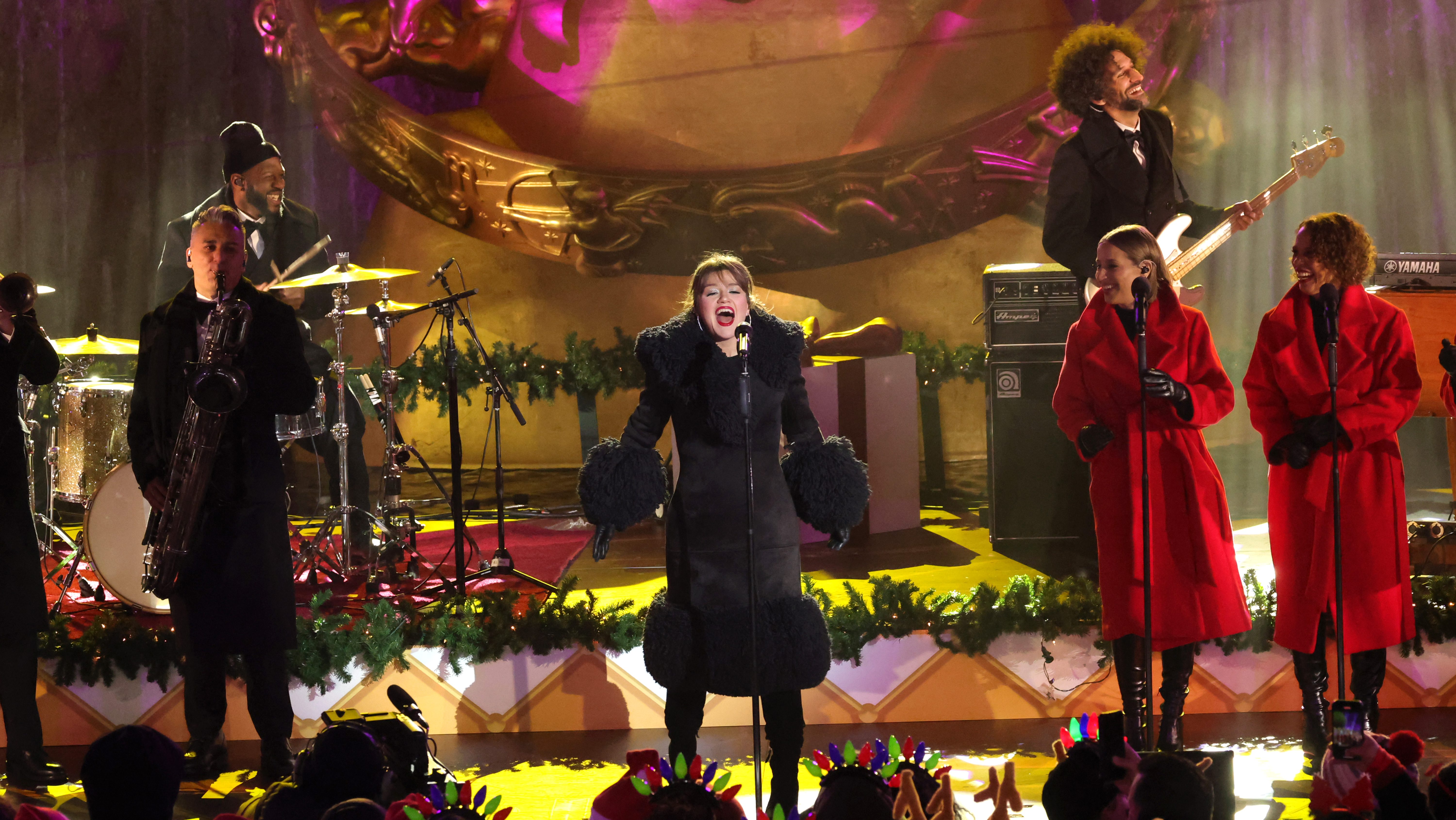 Photos: Star-studded performers dazzle at Rockefeller Center Tree Lighting