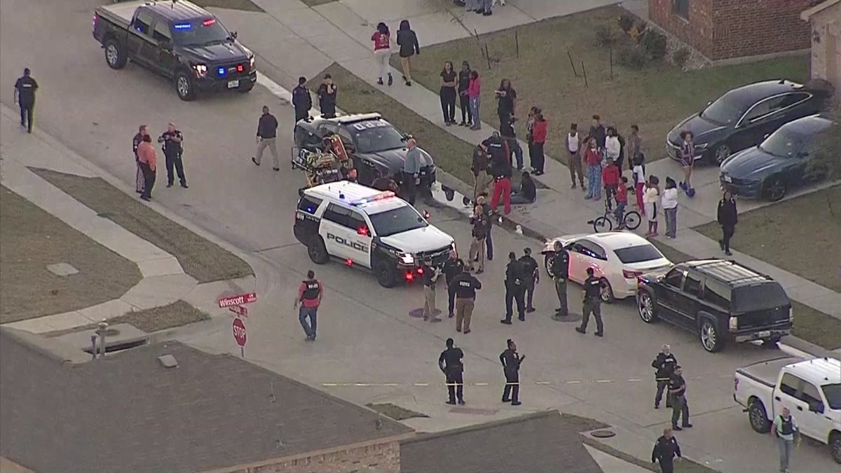 Gun discharges during fight near North Forney High, injuring 5 – NBC 5 ...