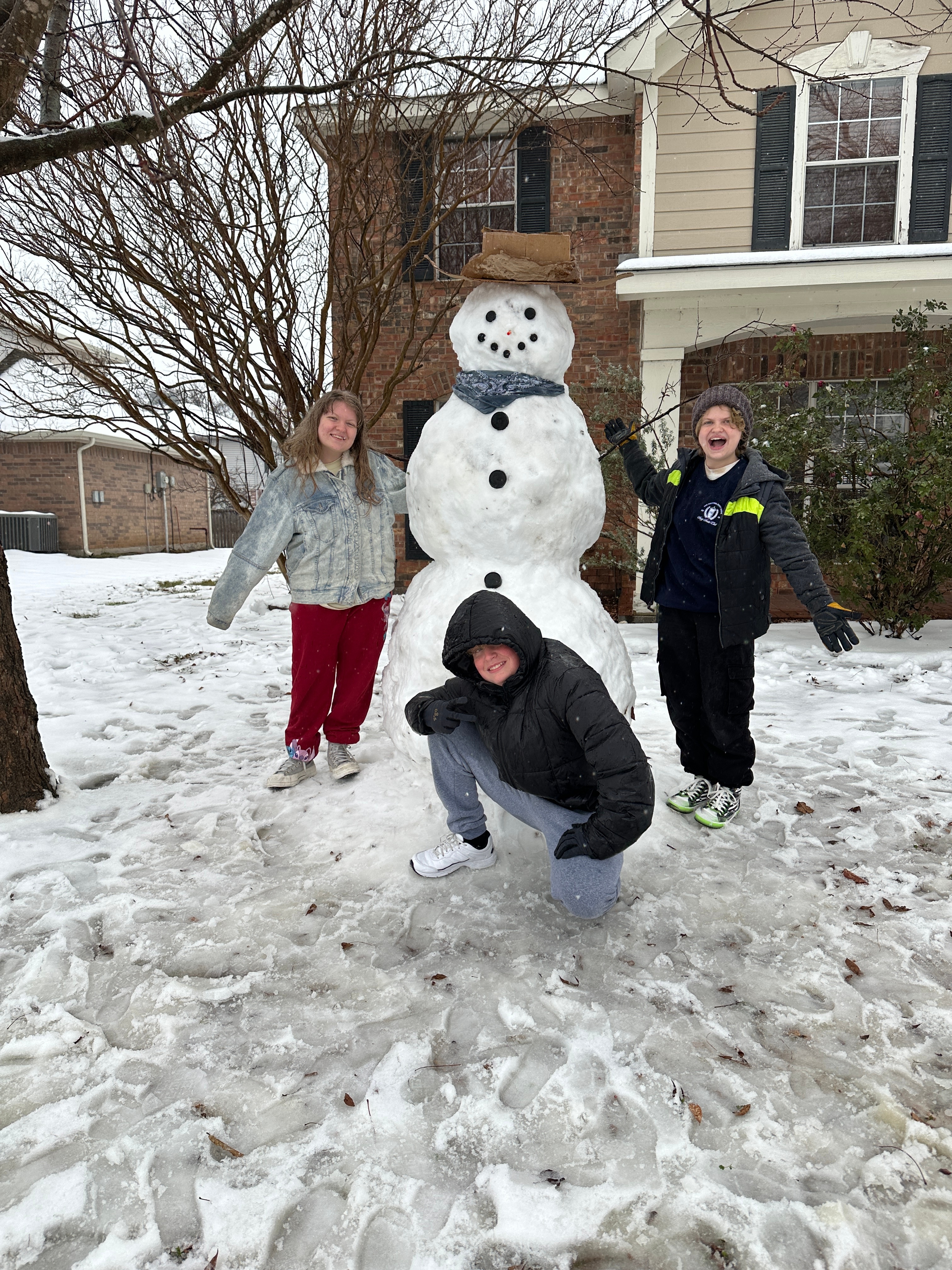 Here’s a snowman our kids made. That’s Kenedi, Paige and Davis in Allen, Texas. Kenedi made the little one.
[cid:85cbc6c2-41b7-47e1-b7a5-ab98fe31f85c@namprd11.prod.outlook.com]<br />
[cid:b4de16ad-b745-4acf-94bc-d127bed16b00@namprd11.prod.outlook.com]