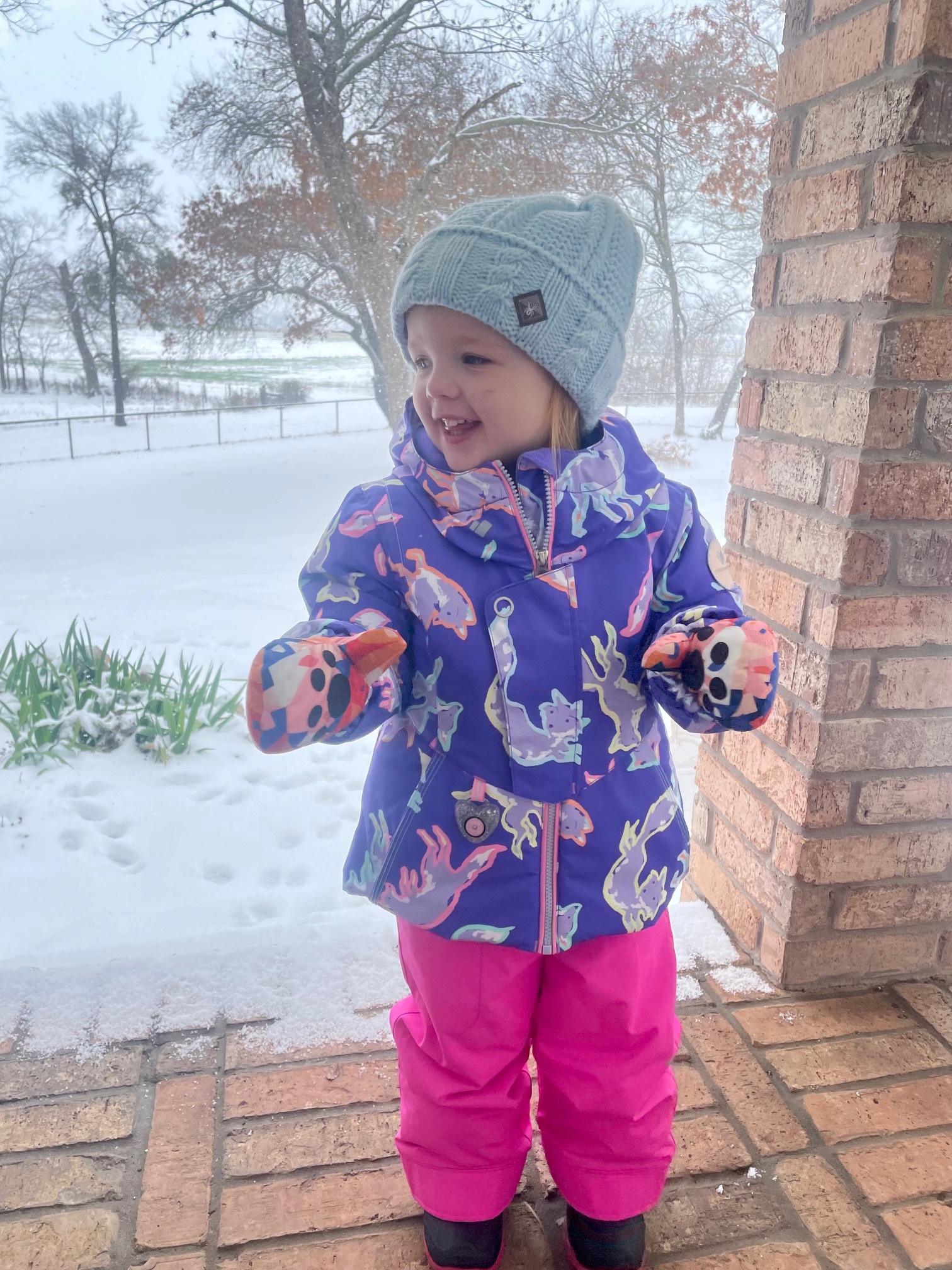 Remi Farr from McKinney, TX<br />
2 1/2 yrs old!<br />
Loved making the snowman with mom and dad!