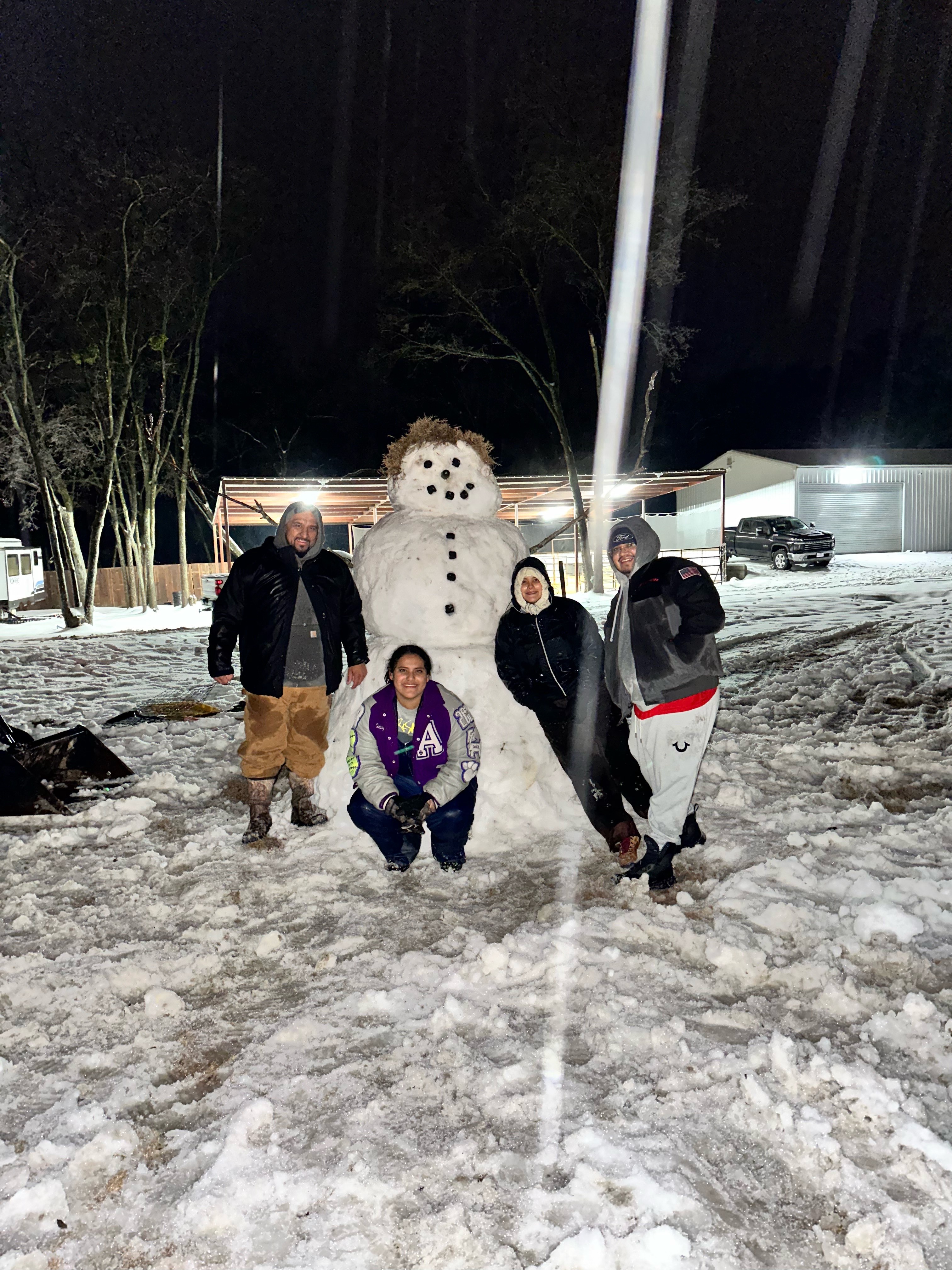 Hi me and my family got together this evening and built a 9ft snowman! Not<br />
sure if it’s the biggest one in north Texas but we are pretty proud of it,<br />
would love to me featured. We are from Anna Tx. Thanks