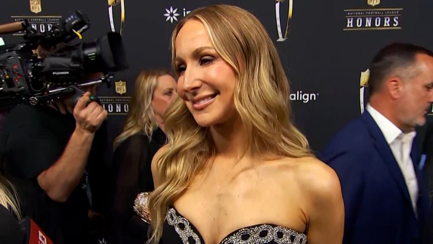 Nikki Glaser's approach to meeting Taylor Swift one day