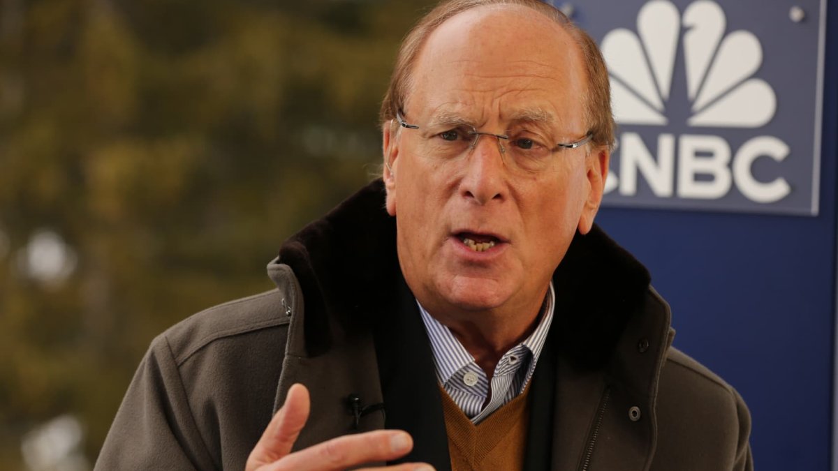 Watch BlackRock CEO Larry Fink speak live after deal to purchase Panama  ports – NBC 5 Dallas-Fort Worth