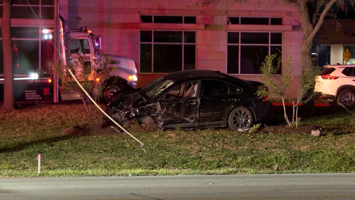 Man arrested after suspected drunk driving crash, 1 woman dead – NBC 5 ...