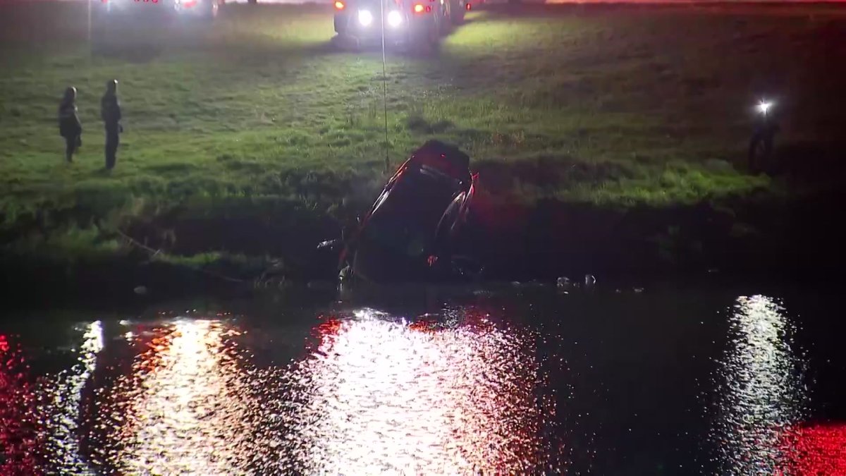 Mother and toddler die after car crashes into Trinity River – NBC 5 ...