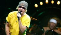 Sammy Hagar (L) and Alex Van Halen (R) of Van Halen perform
