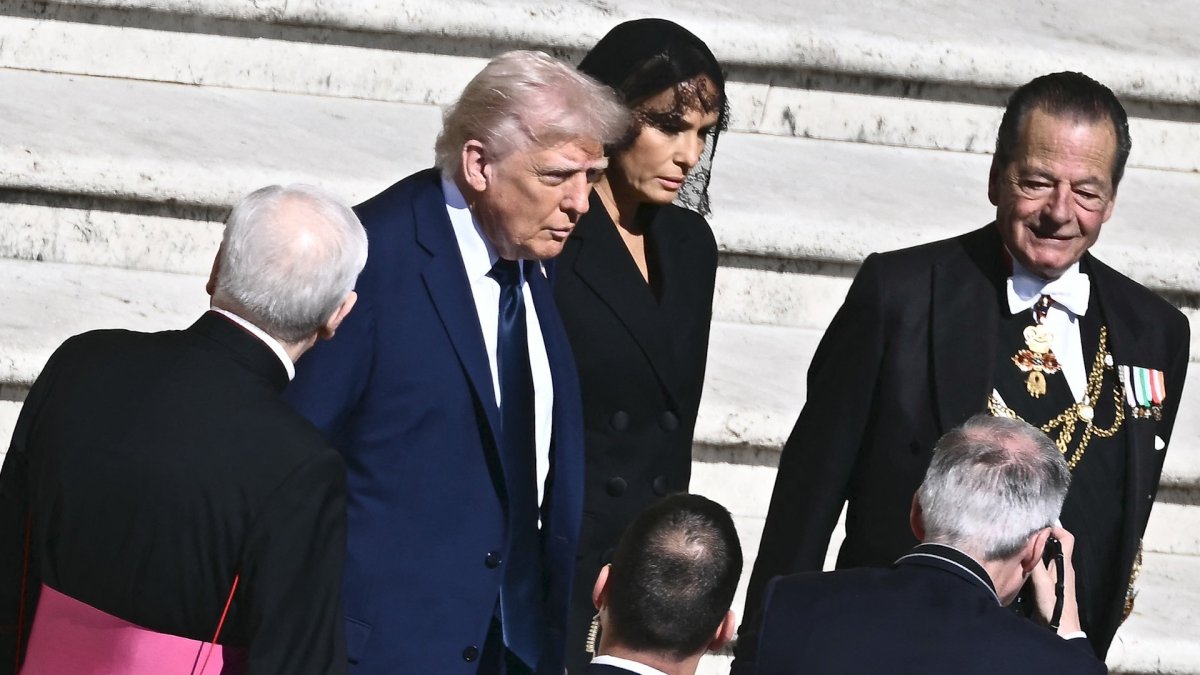 Trumps, Bidens arrive to Pope Francis’ funeral NBC 5 DallasFort Worth