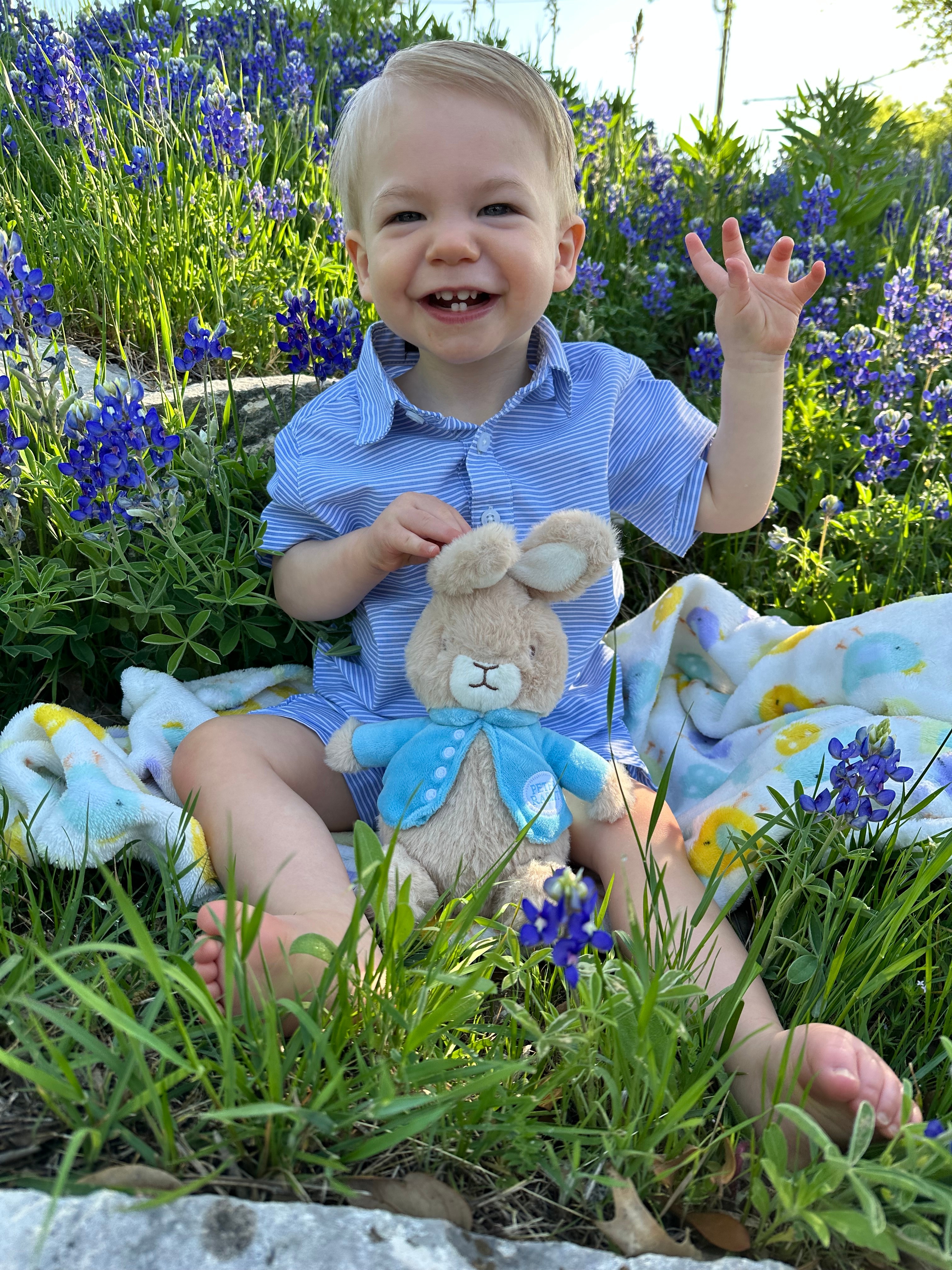 Jameson in the Aldeo bluebonnets