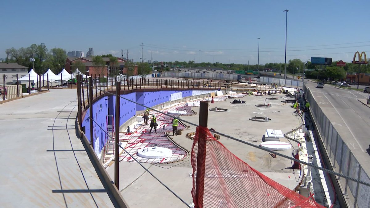 Halperin Park in Dallas shows off views from second story walkway above Interstate 35 Halperin Park in Dallas shows off views from second story walkway above Interstate 35