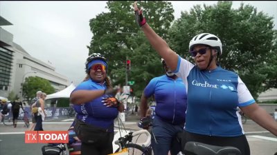 Cruise around town at Dallas Bike Ride