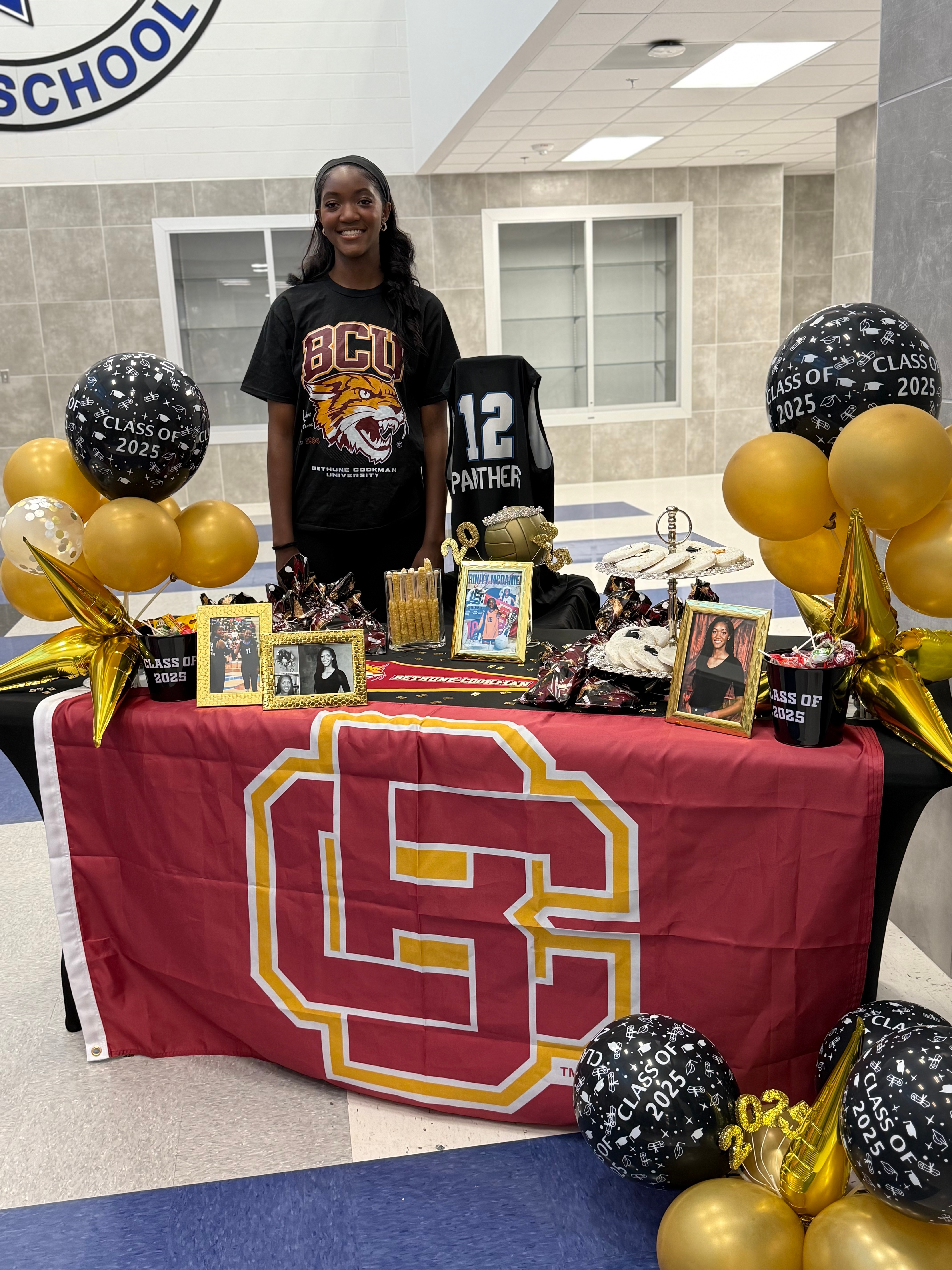 Aunt Nicky Hughes would like to congratulate her niece. Trinity McDanielNorth Crowley 2025 graduate.Attending Bethune-Cookman University Studies Physician Assistant